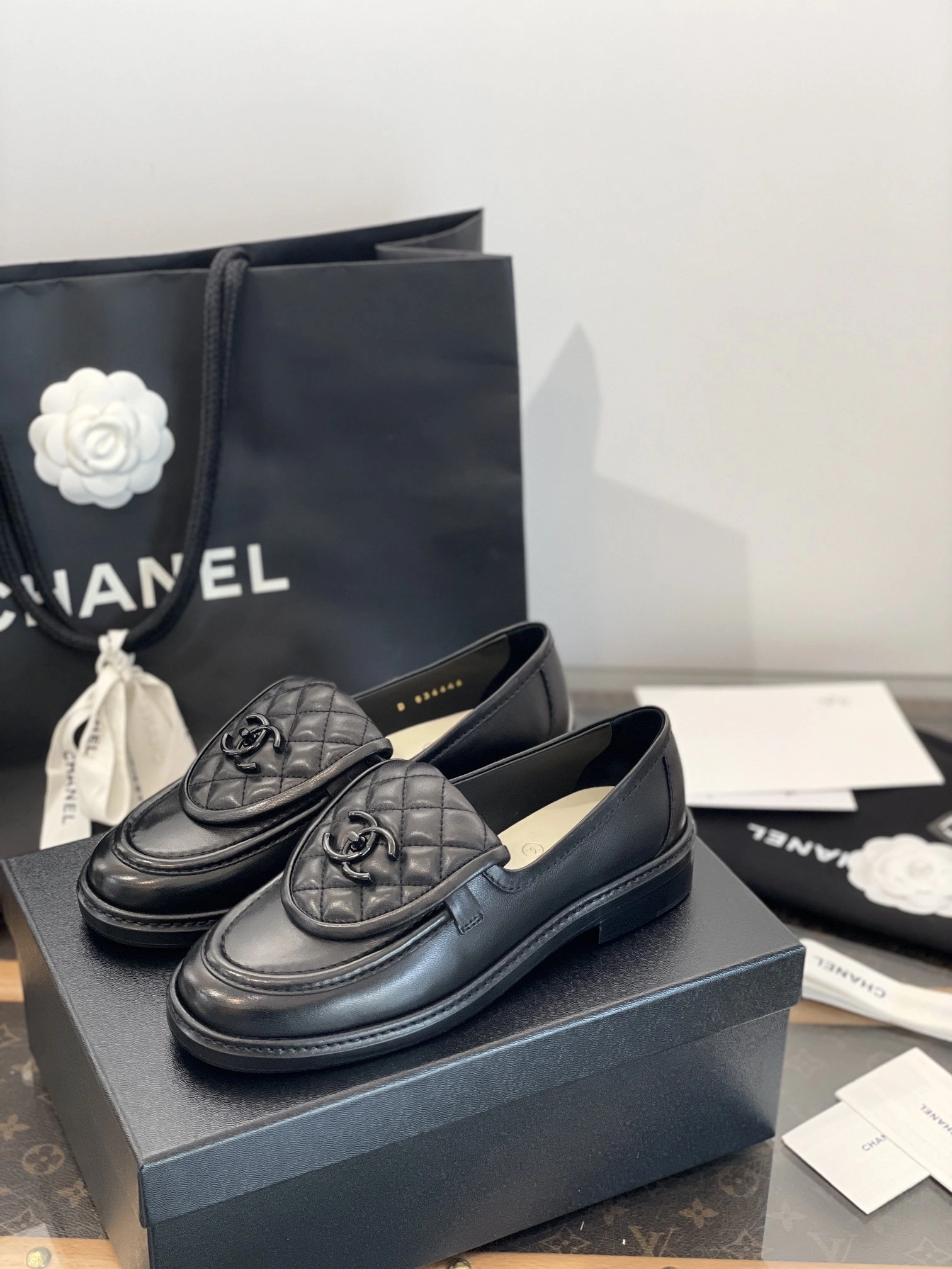 COCO-- 3h1958 G45474 B15482 94305 Heel height：2.5CM sheepskin item:D-X230L2063